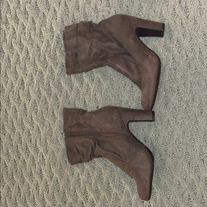 Very dark grey Suede Ankle Boots